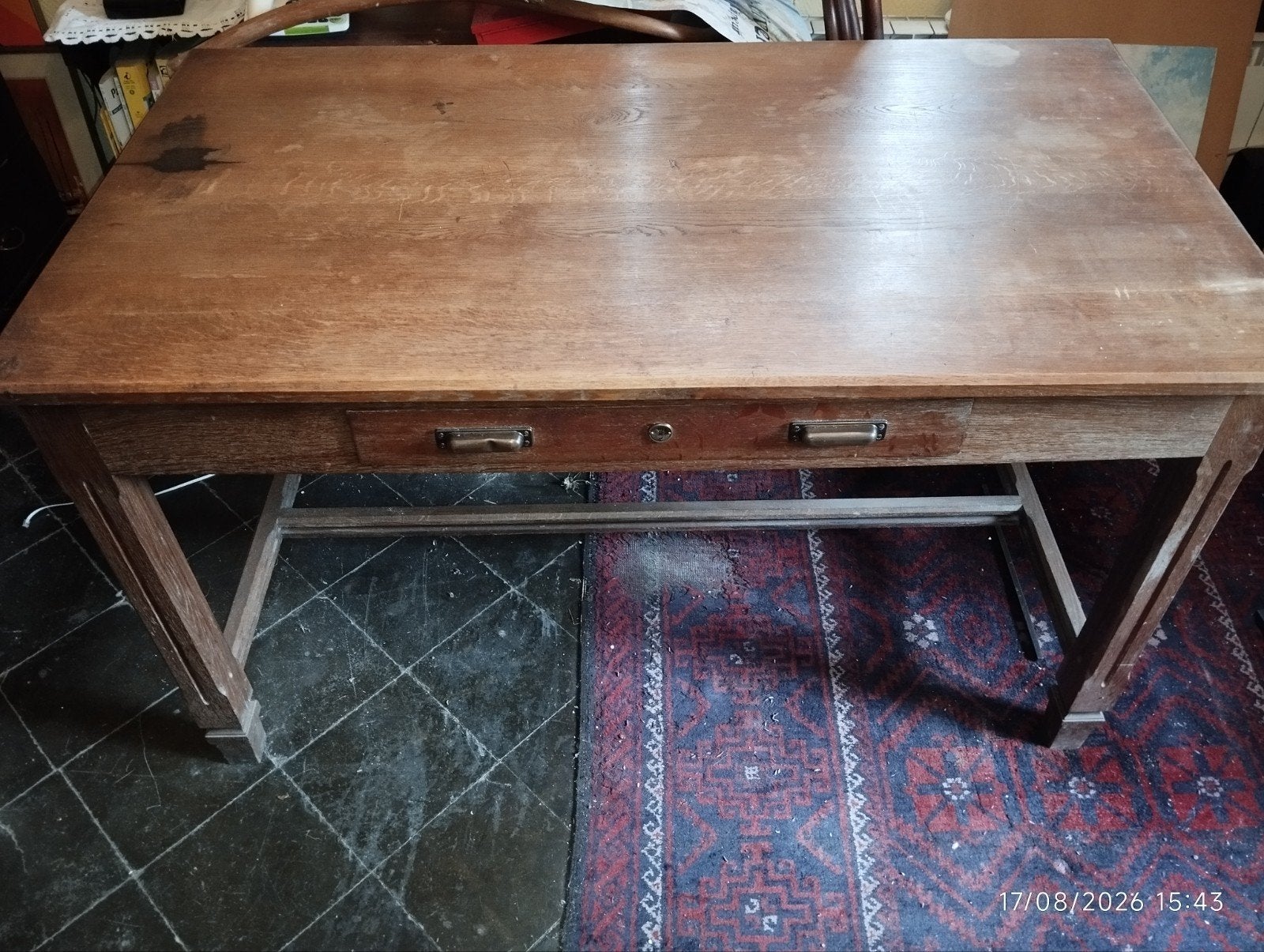 Bureau en chêne massif, Antiquités & Art, Enlèvement
