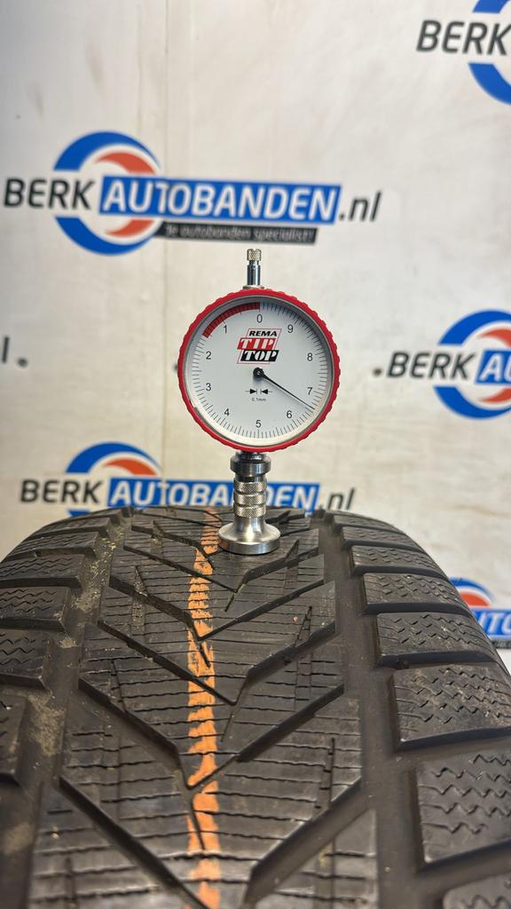 2x Vredestein Wintrac Xtreme S 215/55 R16 93H 215/55/16 2155, Auto-onderdelen, Banden en Velgen, -, Band(en), Gebruikt, 215 mm