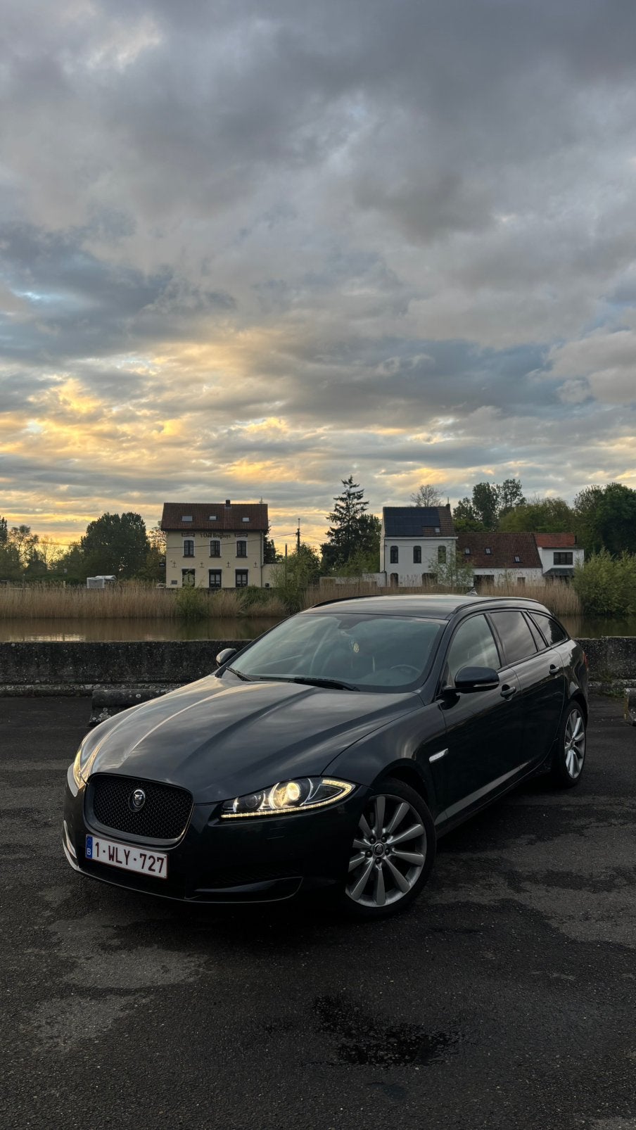 Jaguar xf sportbrake, Autos, Jaguar, Entreprise, XF, ABS, Caméra de recul, Airbags, Air conditionné, Bluetooth, Hayon arrière électrique