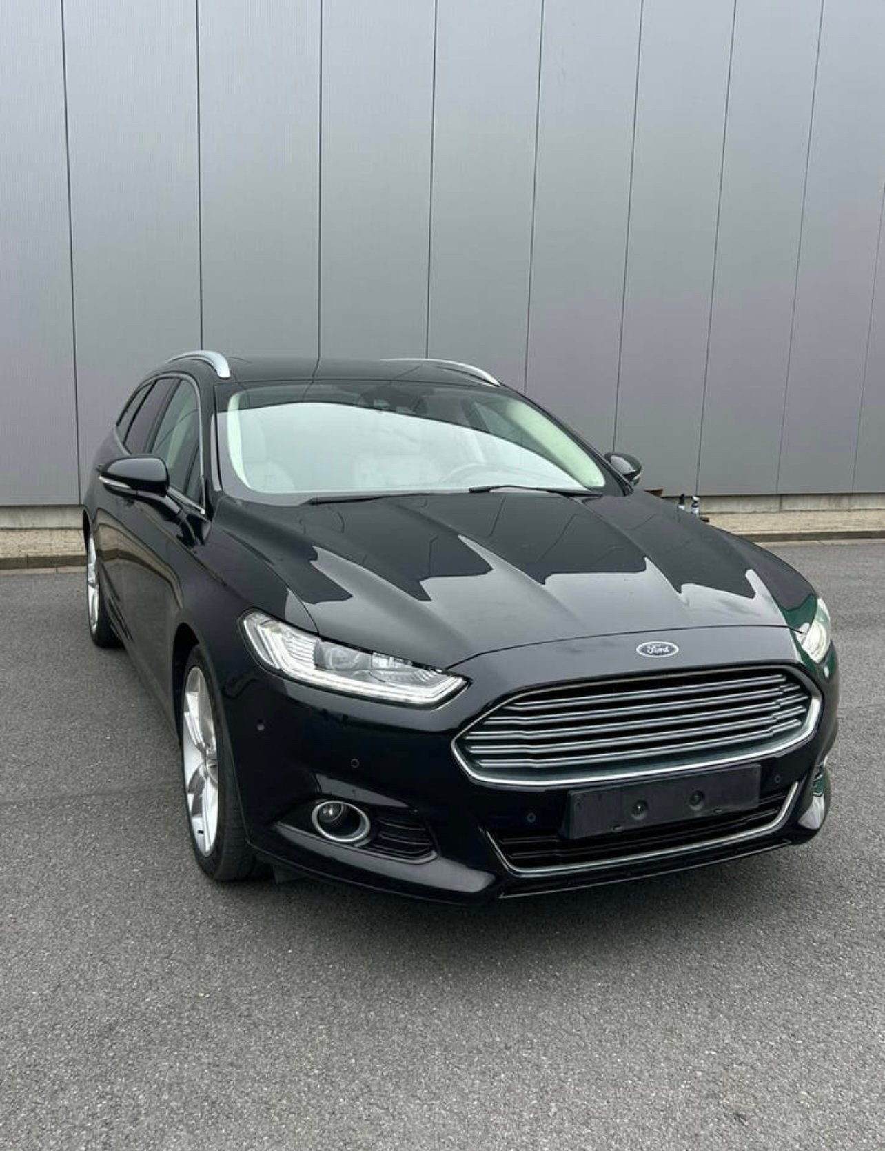 Ford Mondeo van 2017 benzine 1.8 AUTOMAAT, Auto's, Automaat, Mondeo, Leder, Bedrijf
