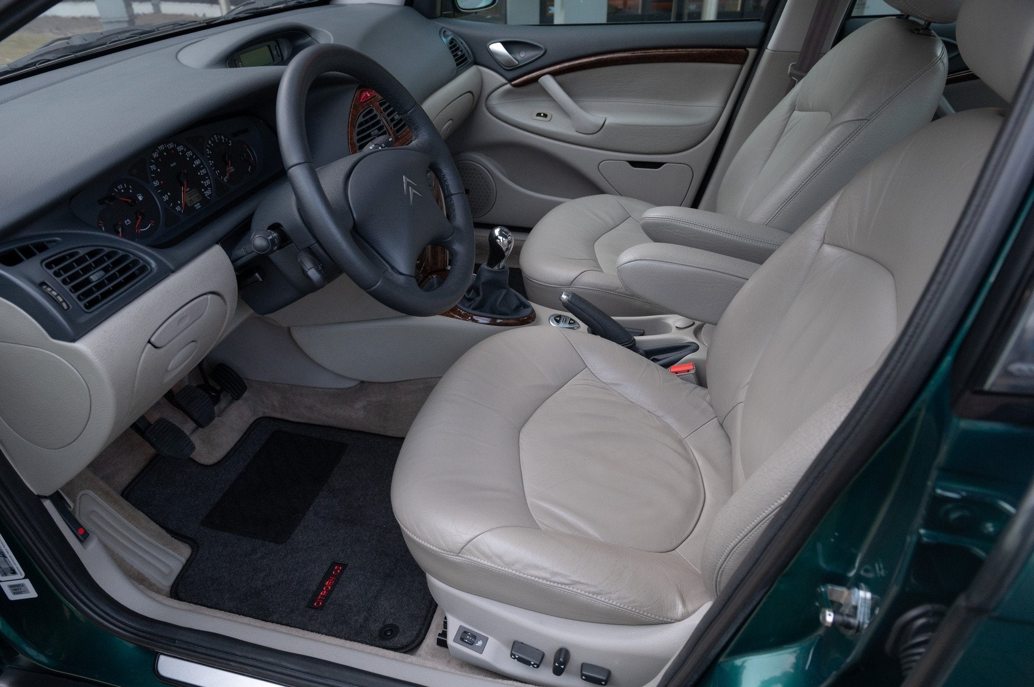 Citroën C5 3.0 V6 EXCLUSIVE (bj 2001), Auto's, Citroën, Lederen bekleding, 4 deurs, Overige kleuren, Leder