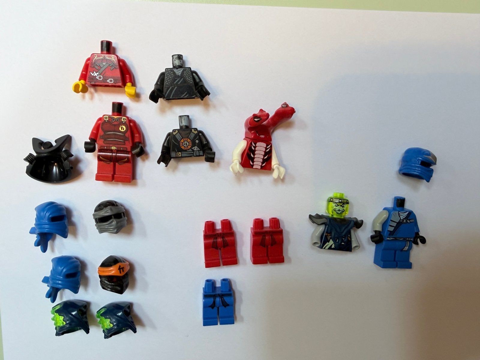Lego Ninjago losse onderdelen minifigs, Kinderen en Baby's, Speelgoed | Duplo en Lego, Gebruikt, Lego, Ophalen of Verzenden, Losse stenen