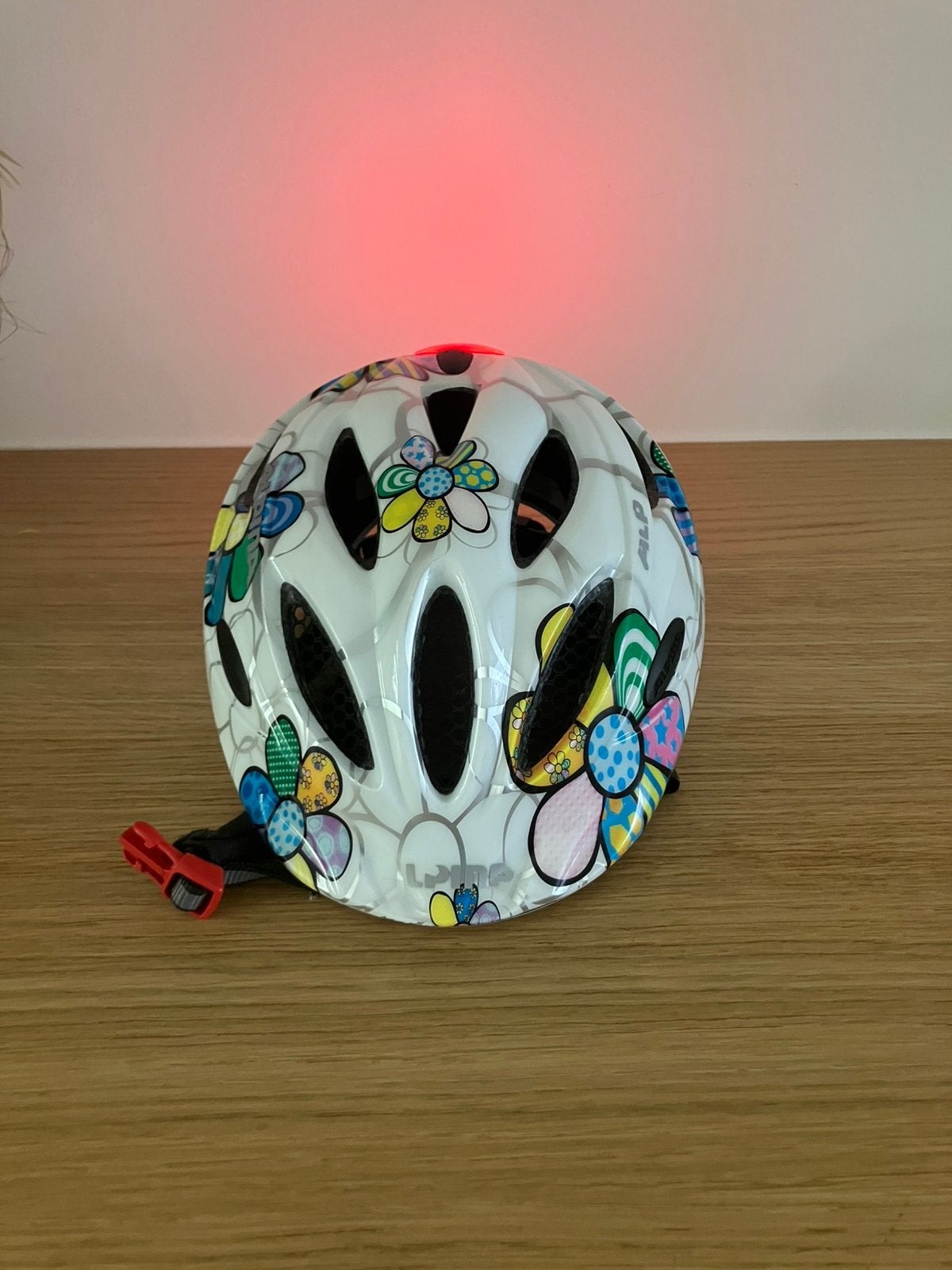 Fietshelm kind, Fietsen en Brommers, Fietsaccessoires | Fietshelmen, Ophalen, Gebruikt, Overige maten, Meisje