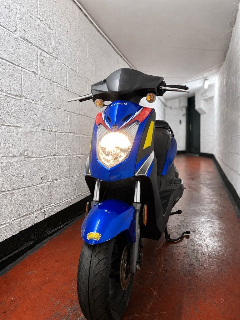 Kymco Agility A-klasse – 10 000 km (Zonder rijbewijs), Fietsen en Brommers, Ophalen, Klasse A (25 km/u), Zo goed als nieuw, Agility