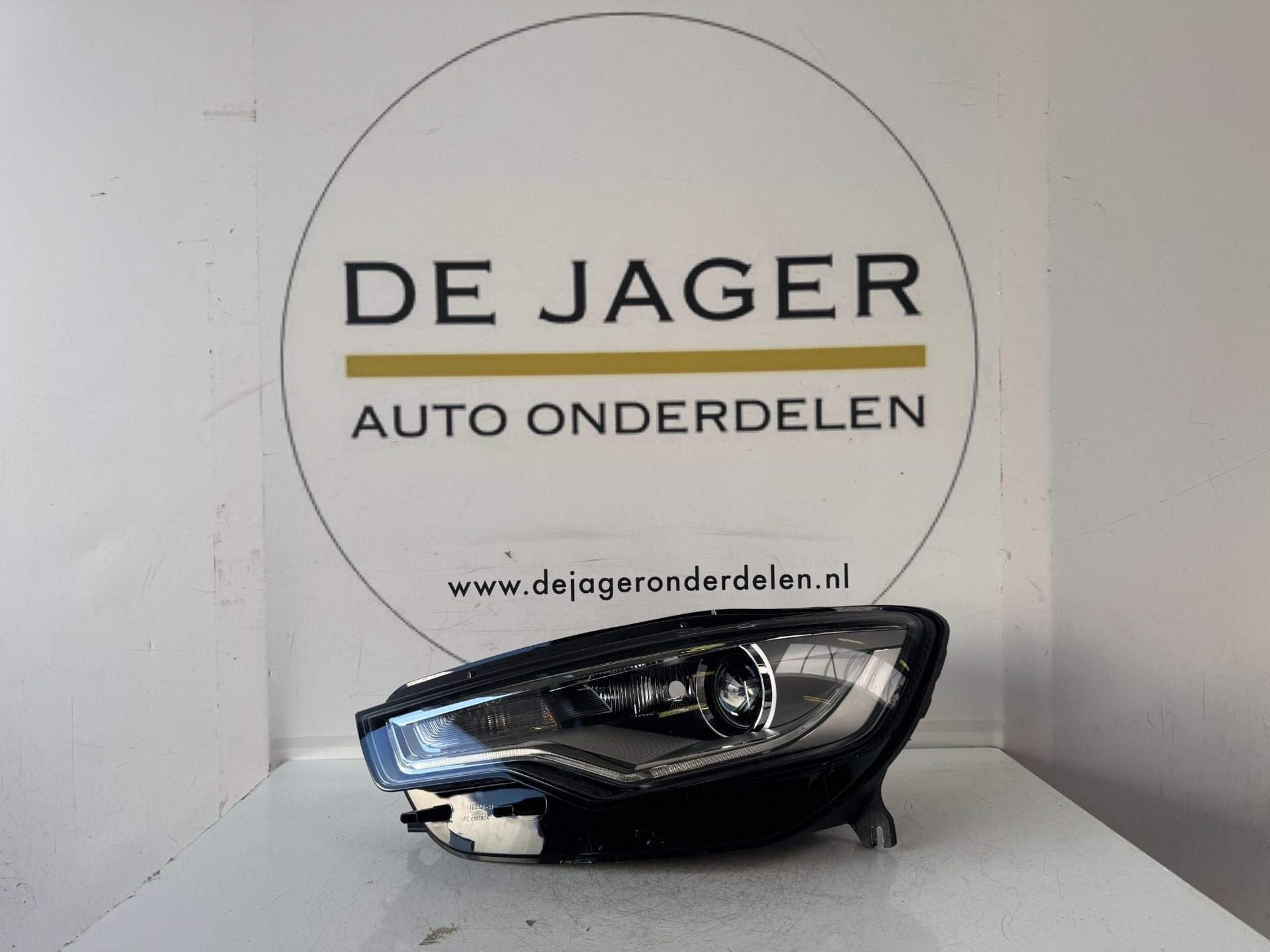 AUDI A6 C7 4G BRANCHES DE PHARES X NON LED 4G0941005C, AUDI AG, Auto-Union-Strasse 1
85045  Ingolstadt, DE, Audi, Utilisé