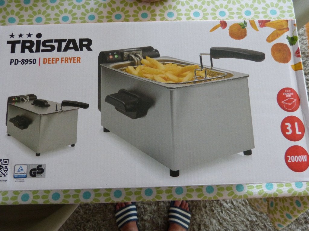 Friteuse, Elektronische apparatuur, Frituurpannen, 2 tot 3 liter, Ophalen, Nieuw, Uitneembare binnenpan
