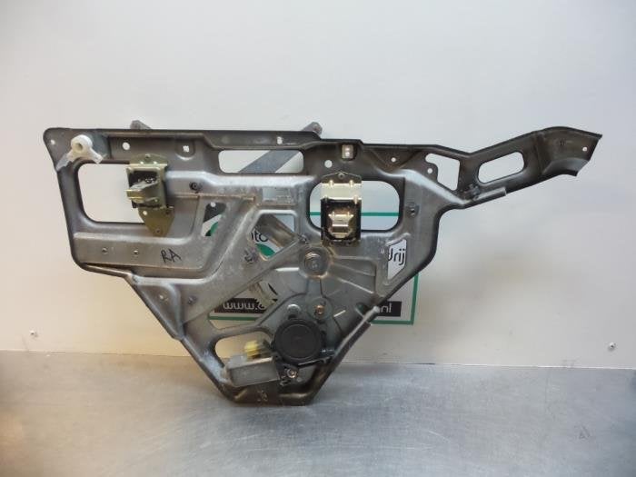 Mécanique vitre 4portes arrière droite d'un Landrover Rang, Land Rover, -, Utilisé, -