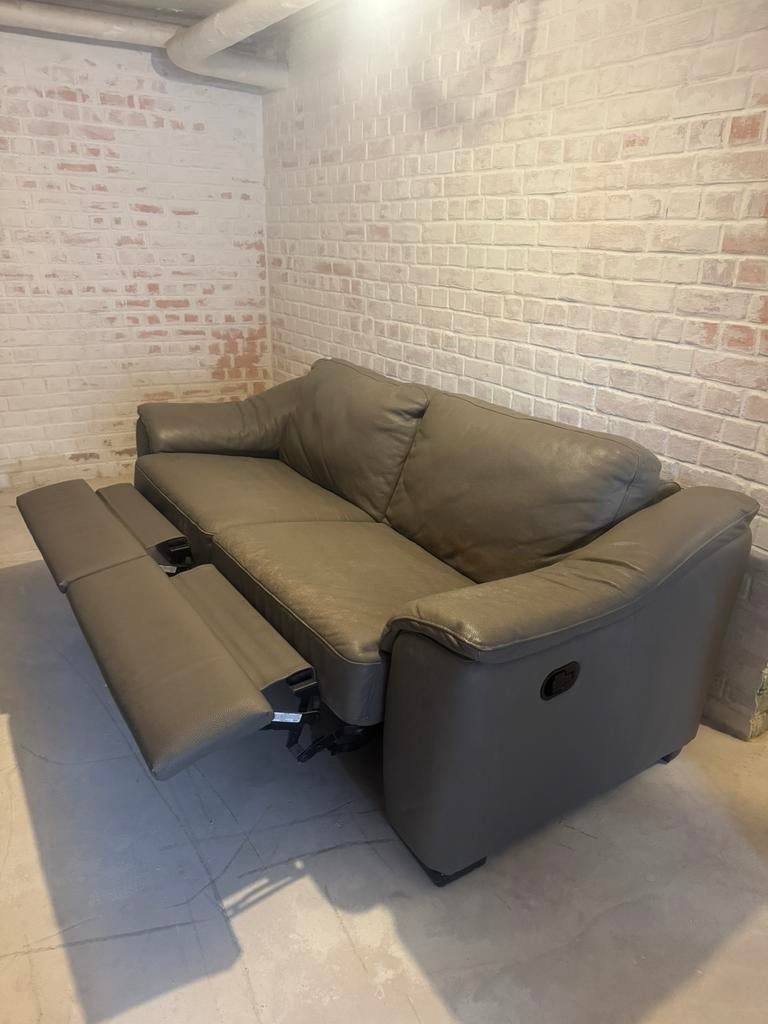 Lederen 2-3 zits zetel met 2 relaxfuncties (beensteunen), Ophalen, Gebruikt, Leer