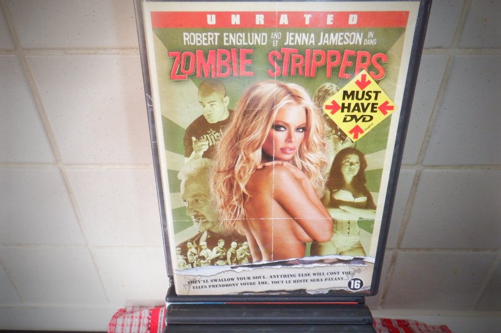 DVD Zombie Strippers.Unrated !, Ophalen of Verzenden, Zo goed als nieuw, Vampiers of Zombies