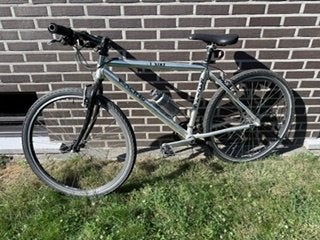 Mountain bike met aluminium frame voor jongen vanaf 11 jaar, Fietsen en Brommers, Fietsen | Jongens, Ophalen, Velgrem, Versnellingen