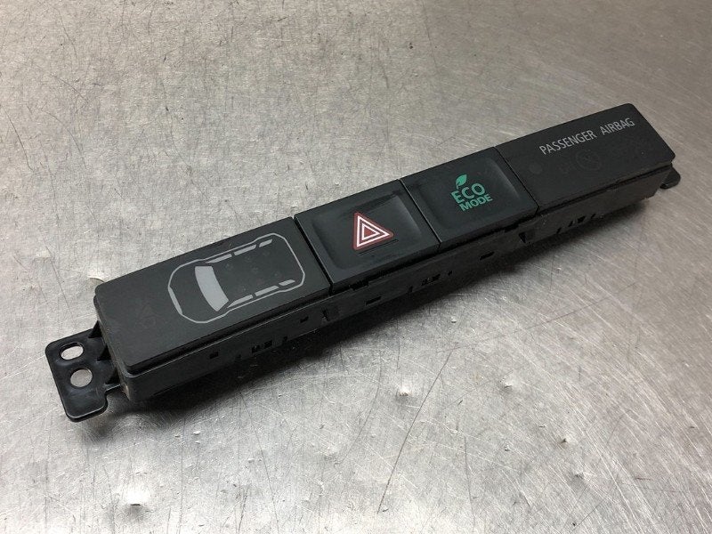 COMMUTATEUR DIVERS Outlander (GF / GG) (|8002B409|), Utilisé, Mitsubishi