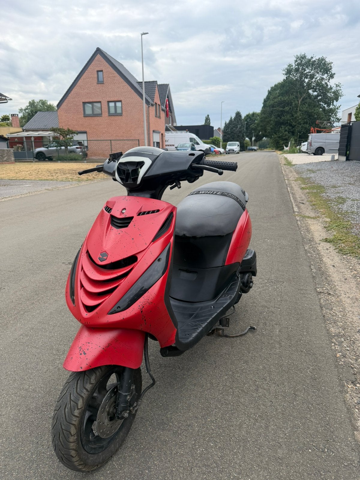 Piaggio zip a klasse met alle papieren 4t, Fietsen en Brommers, Ophalen, Zo goed als nieuw, Zip