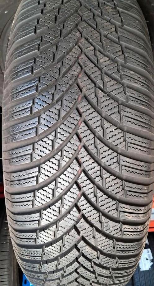 2356517 235/65/17 235/65r17 pierre de feu d'hiver, Autos : Pièces & Accessoires, Commande, Enlèvement