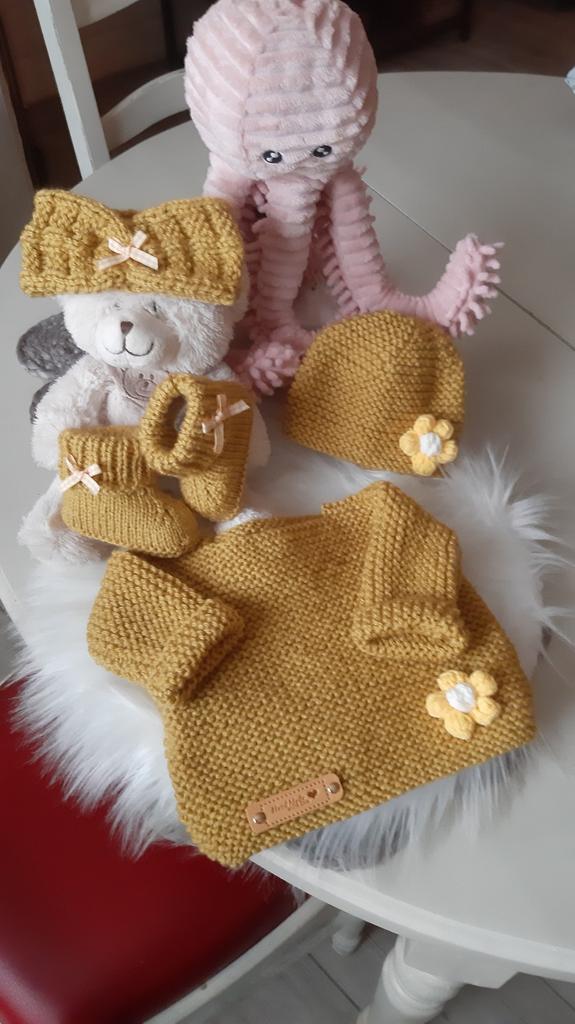 Petit ensemble bébé fille 1/3mois, Kinderen en Baby's, Babykleding | Maat 68, Ophalen of Verzenden, Meisje, Setje