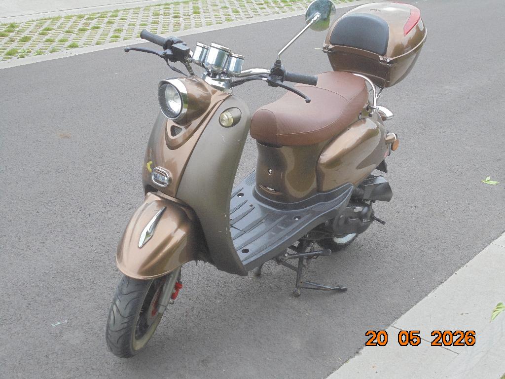 Scooter A klasse, alarm,antidiefstal .(online= te koop), Ophalen, Gebruikt, Neco, Klasse A (25 km/u)
