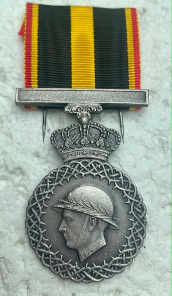 Medaille National Verbond Oud-Soldaten Leopold-III 1934-1951, Verzamelen, Ophalen of Verzenden, Landmacht, Lintje, Medaille of Wings