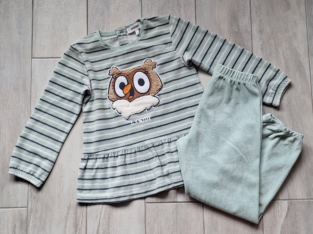 ✿ M116 - Woody winterpyjama thema uil, Kinderen en Baby's, Kinderkleding | Maat 116, Zo goed als nieuw, Meisje, Nacht- of Onderkleding