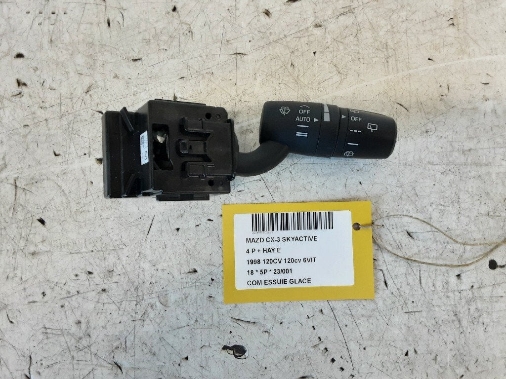 COMMODO ESSUIE-GLACE Mazda CX-3 (DJ / DK) (DA6B7O4F), Hitdorfer Straße 73
51371  Leverkusen, DE, Mazda, Utilisé, Info@mazda.de