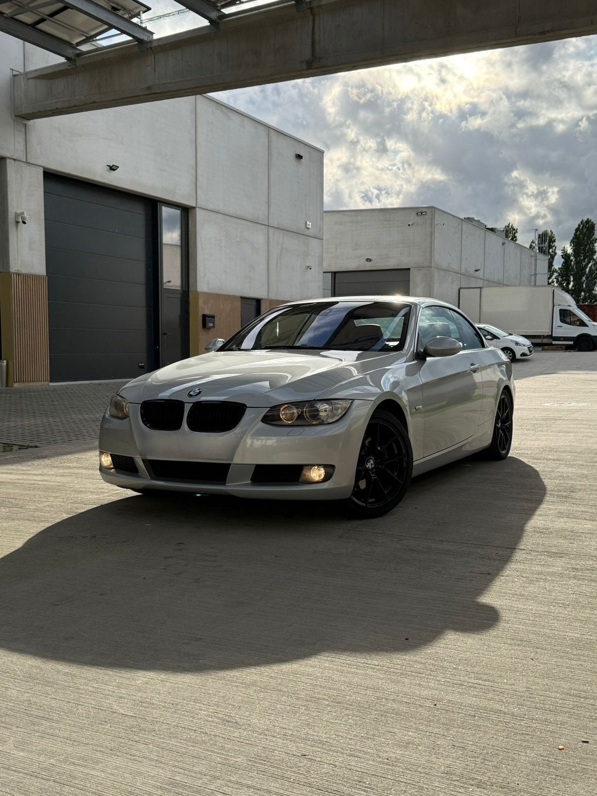 Bmw 325i cabriolet e93, Auto's, Automaat, Achterwielaandrijving, Zwart, Cabriolet