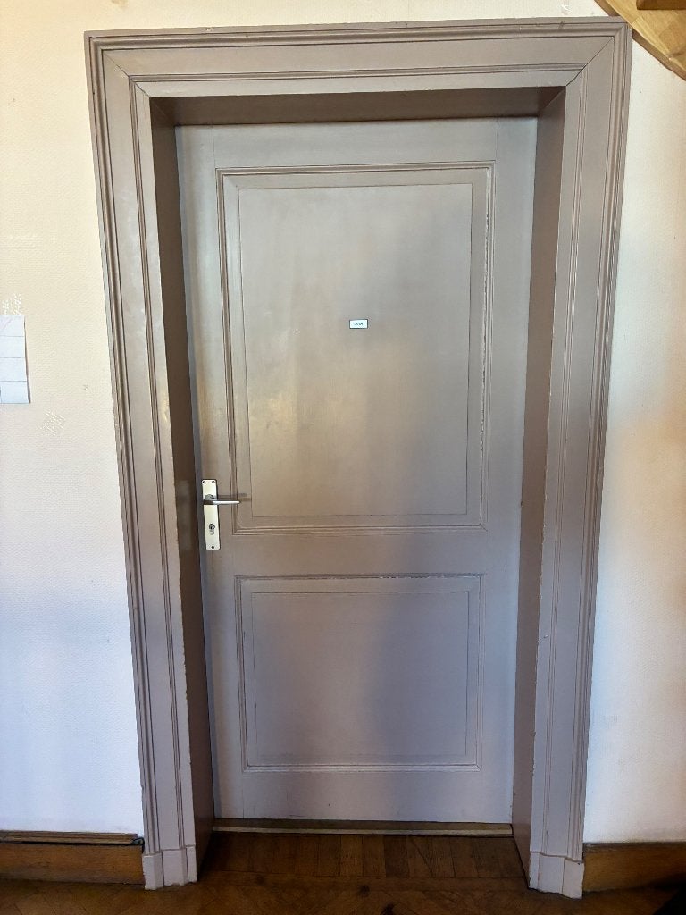 Portes intérieures anciennes, Enlèvement