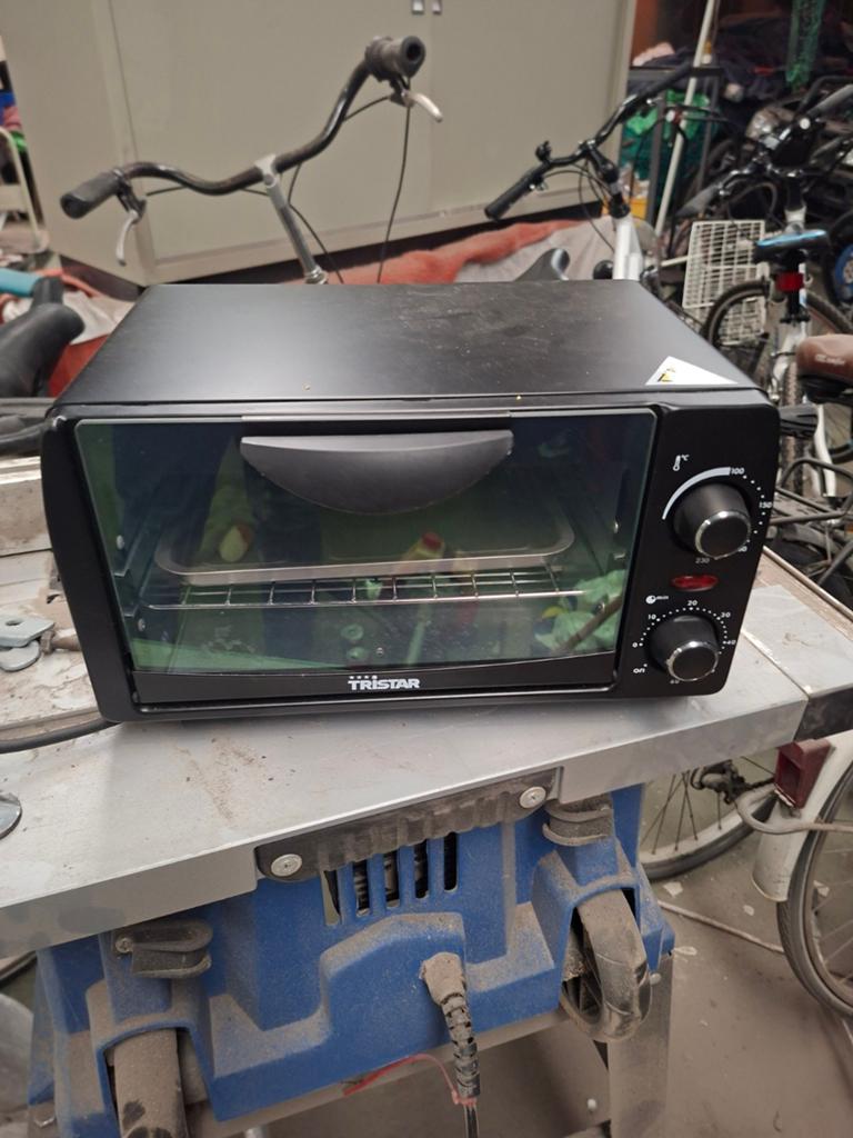 Oventje, Elektronische apparatuur, Ophalen