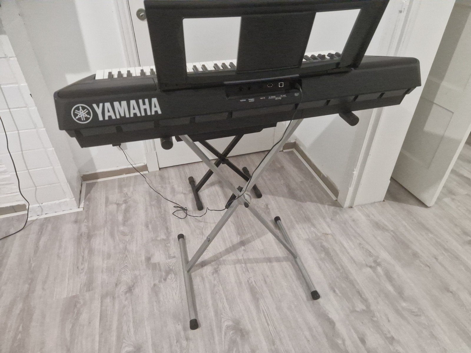 sintetiseur  yamaha e463, Musique & Instruments, Claviers, Enlèvement ou Envoi, Yamaha