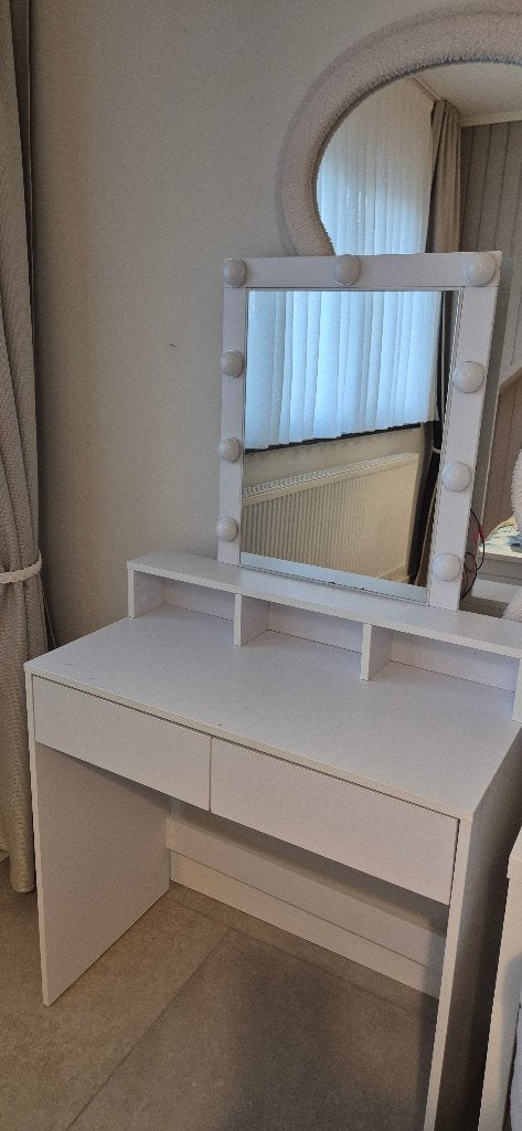 Makeuptafel, Ophalen, Gebruikt