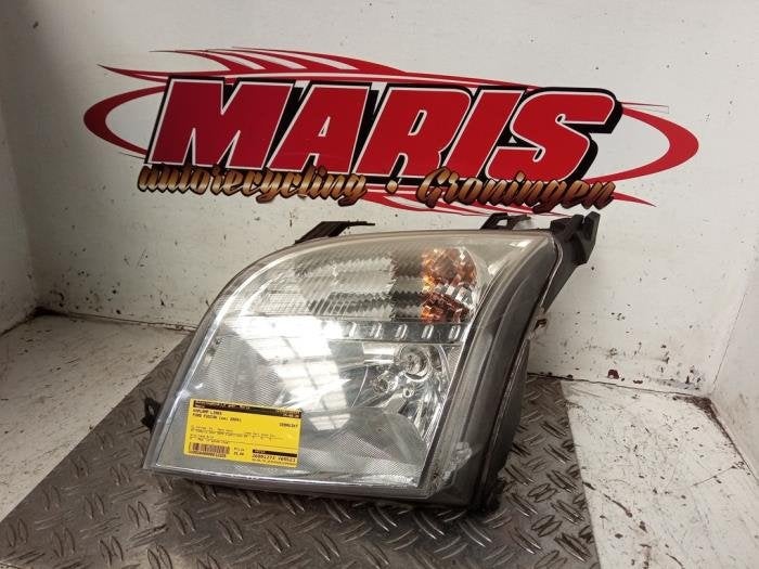Phare gauche d'un Ford Fusion, -, -, 3 mois de garantie, -