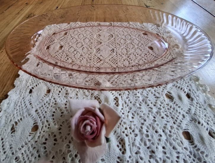 Grote vintage Franse roze glazen ovale schaal, Rosaline, Gebruikt, -, Vintage, Ophalen of Verzenden