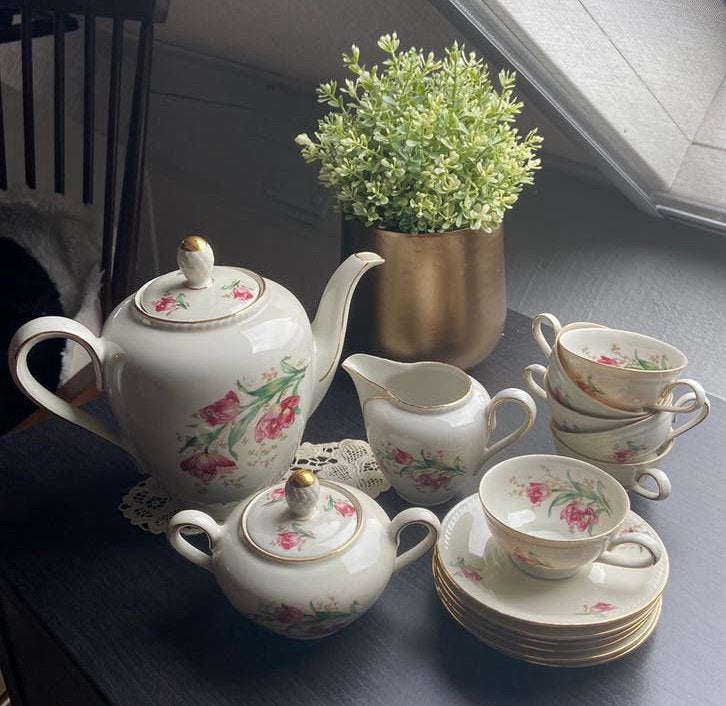 Zeer fijn high-tea servies., Antiek en Kunst, Ophalen