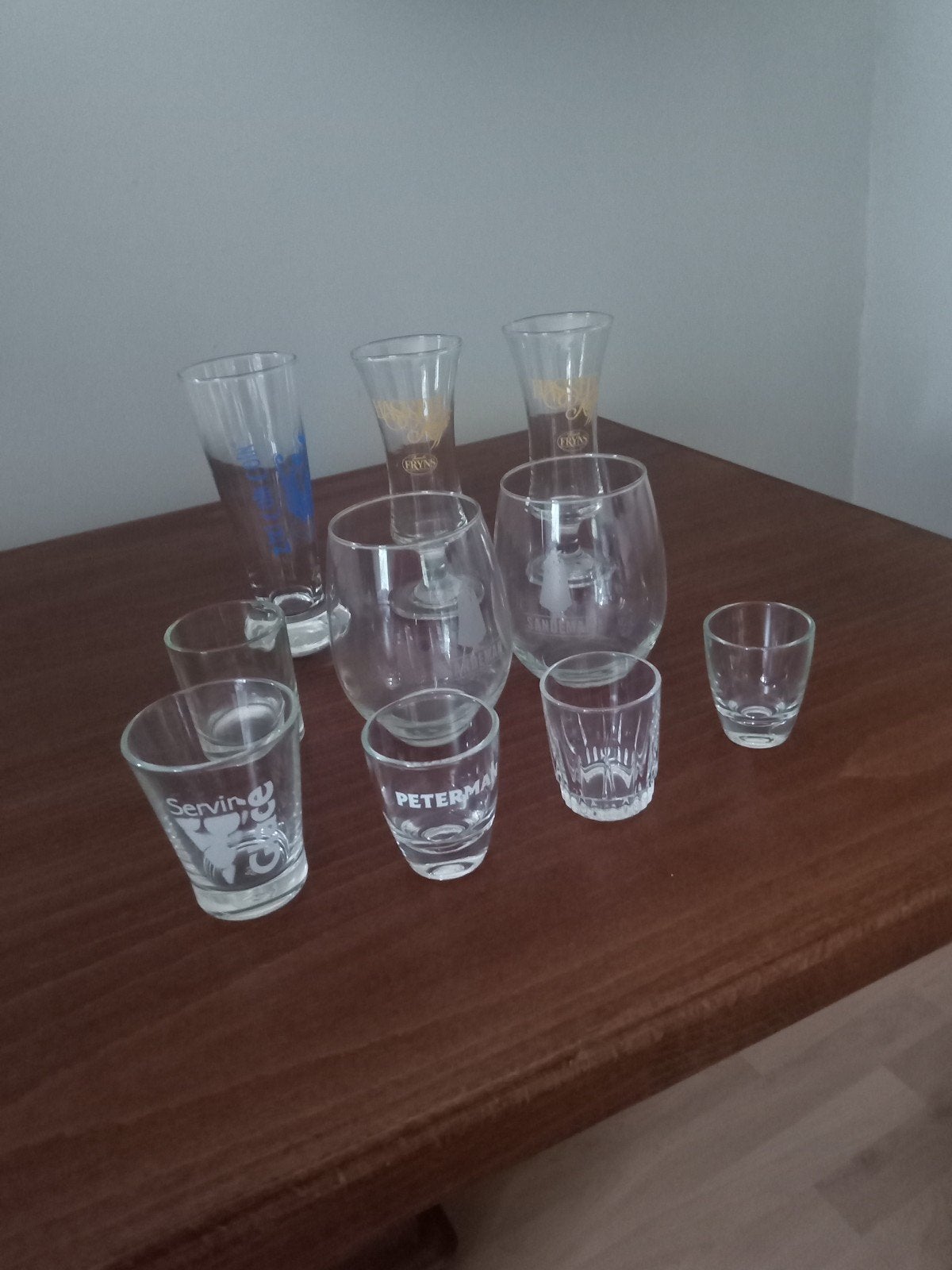 av 10 verres différents a liqueurs 1€ piece ou10€ le lot, Enlèvement ou Envoi, Neuf, Autres types