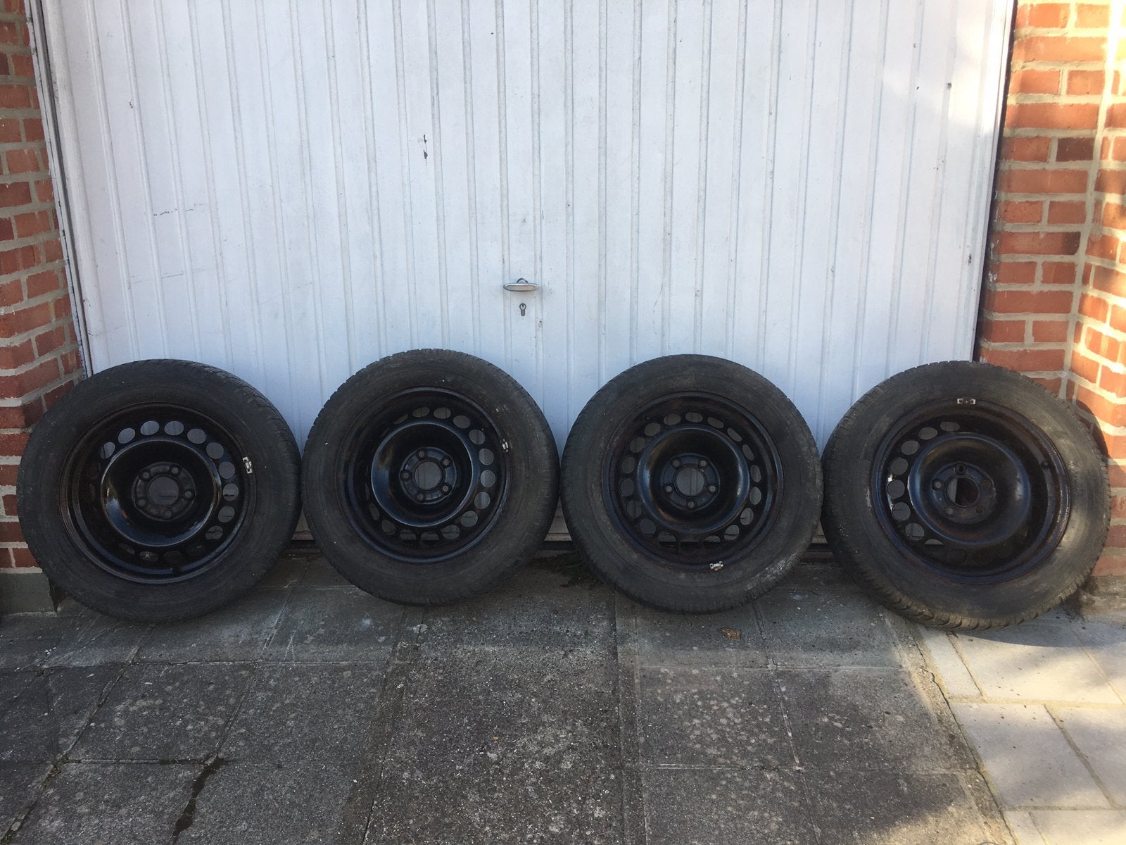 Pneus hiver Dunlop 205 60 16 Winter sport, Autos : Pièces & Accessoires, Pneus hiver, Pneu(s)