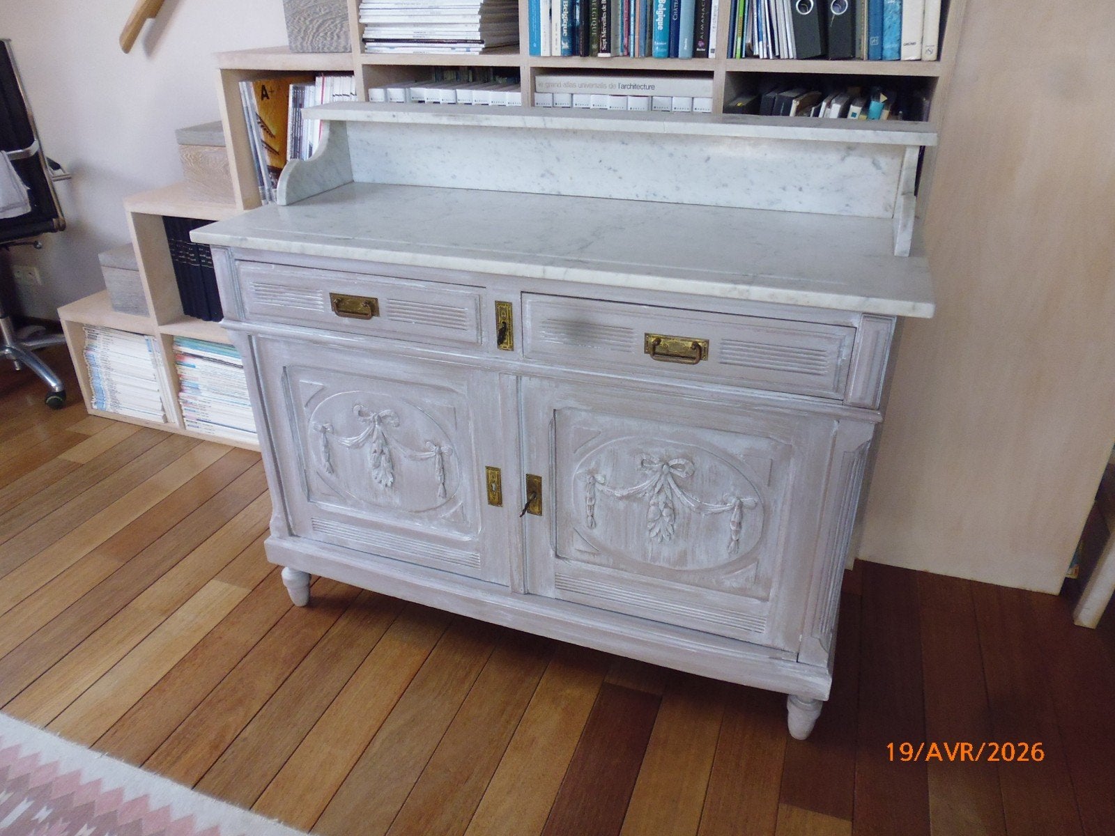 Coiffeuse - commode patinée, Enlèvement
