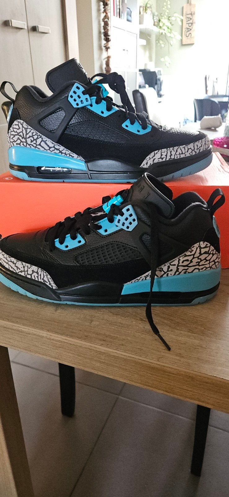 Jordan spizike 42.5, Ophalen of Verzenden