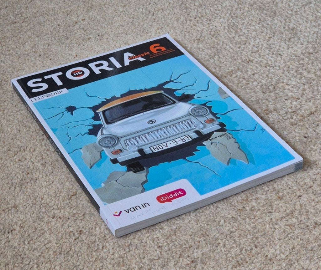 STORIA HD CLASSIC 6, Livres, Livres scolaires, Comme neuf, Histoire, Secondaire, Enlèvement