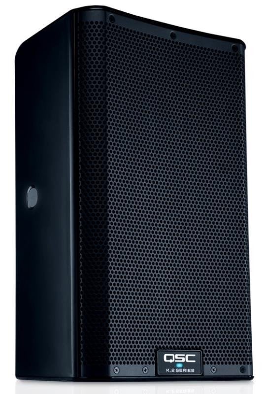 1 paire de haut-parleurs QSC K10 avec 2 étuis de protection, TV, Hi-fi & Vidéo, Autres marques, Subwoofer, Comme neuf, Enlèvement