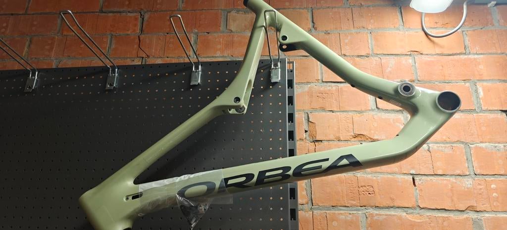 Orbea Oiz frame XL, Enlèvement, Cadre