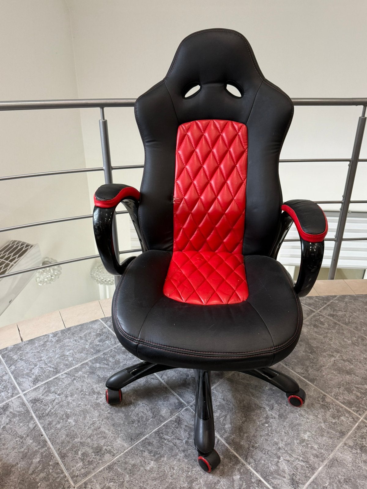 Fauteuil de bureau / gaming noir et rouge, Maison & Meubles, Rouge, Chaise de bureau de gaming, Enlèvement, Utilisé