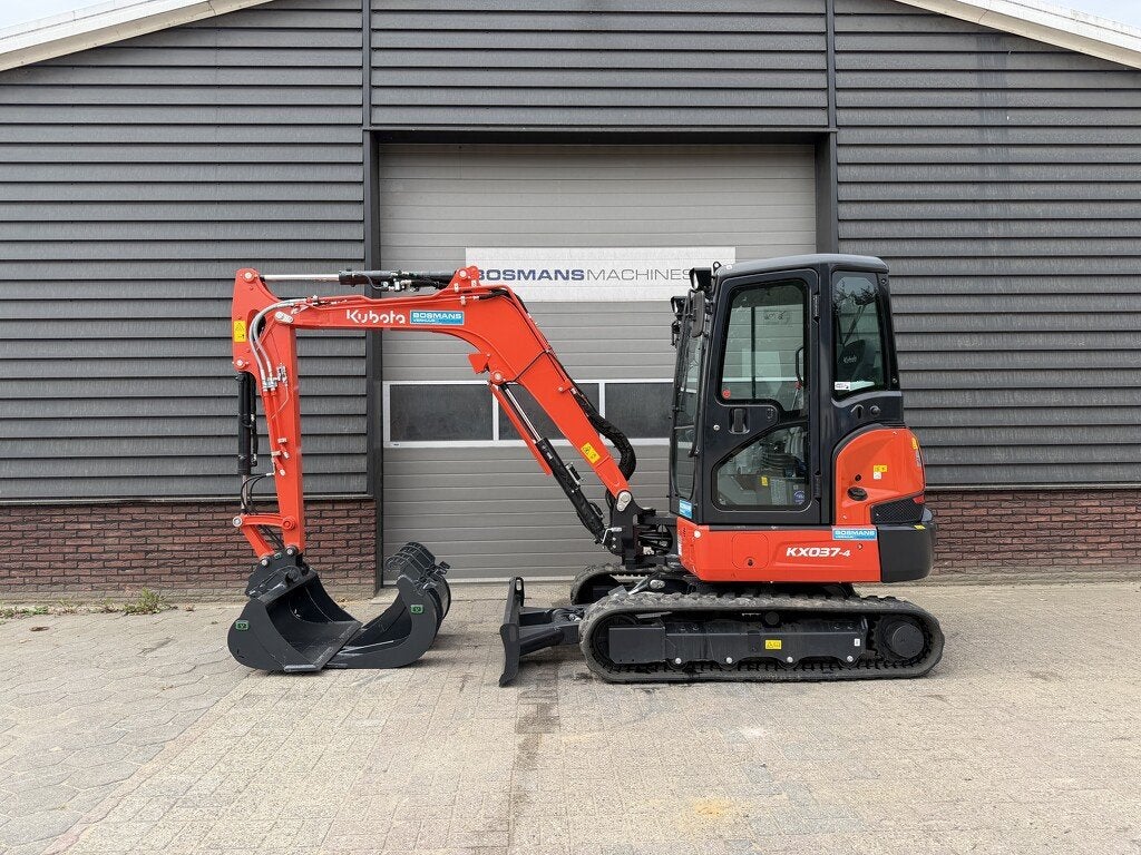 Kubota TE HUUR Kubota KX037 3.8 T minigraver, Kubota Hol, Kbt_g.eu_market_surveillance@kubota.com, Hoofdweg Oostzijde 1264
2153 LR  Nieuw-Vennep