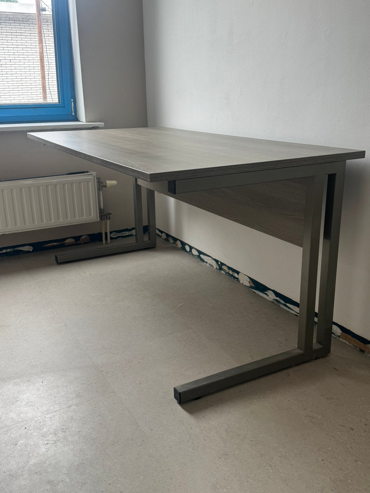 Bureau - grijs hout, 160 cm, Bureau d'ordinateur, Enlèvement ou Envoi, Comme neuf