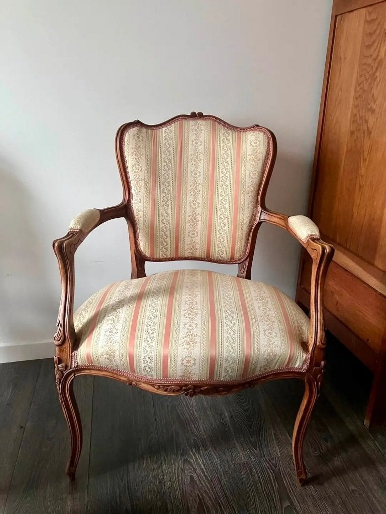 Superbe ensemble de 4 fauteuils classiques — style Louis XV, Enlèvement
