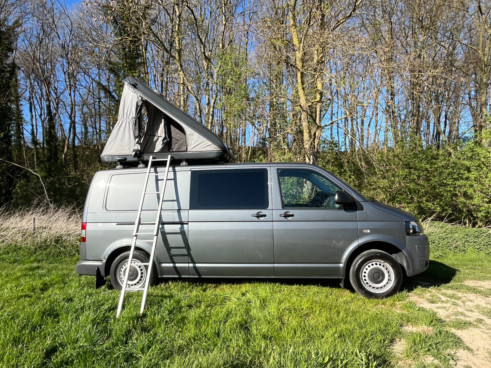 VW TRANSPORTER T5 AMÉNAGÉ - 18800 €, 5 à 6 mètres, Boîte manuelle, Diesel, Particulier