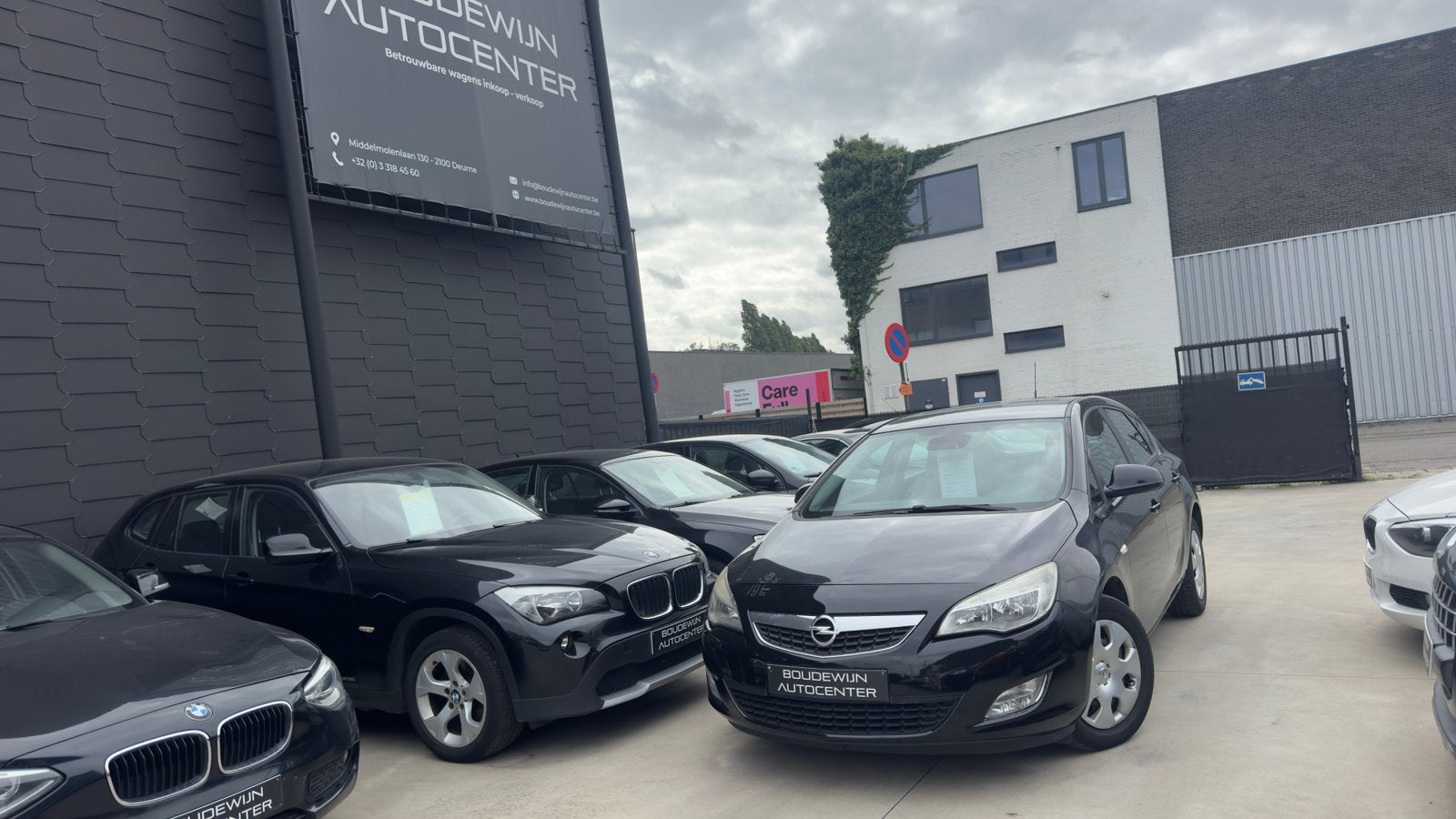 Opel Astra 1.6Benzine AUTOMAAT 153.xxxkm 2010 Garantie, Auto's, Start-stop-systeem, Zwart, Leder en Stof, Zwart