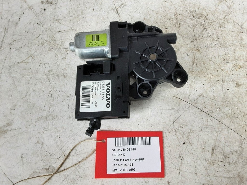 MOTEUR LEVE VITRE ELECTRIQUE ARRIÈRE GAUCHE Volvo V50 (MW), Arrière, Mevr. I. Hauben, Rue de l'Espoir 34 34
4030  GRIVEGNÉE, BE
