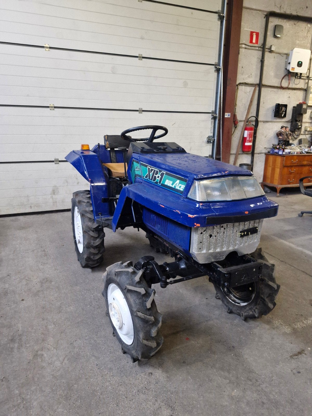 tracteur 4x4 Kubota xb1 3 cylindres diesel, Articles professionnels, Enlèvement ou Envoi
