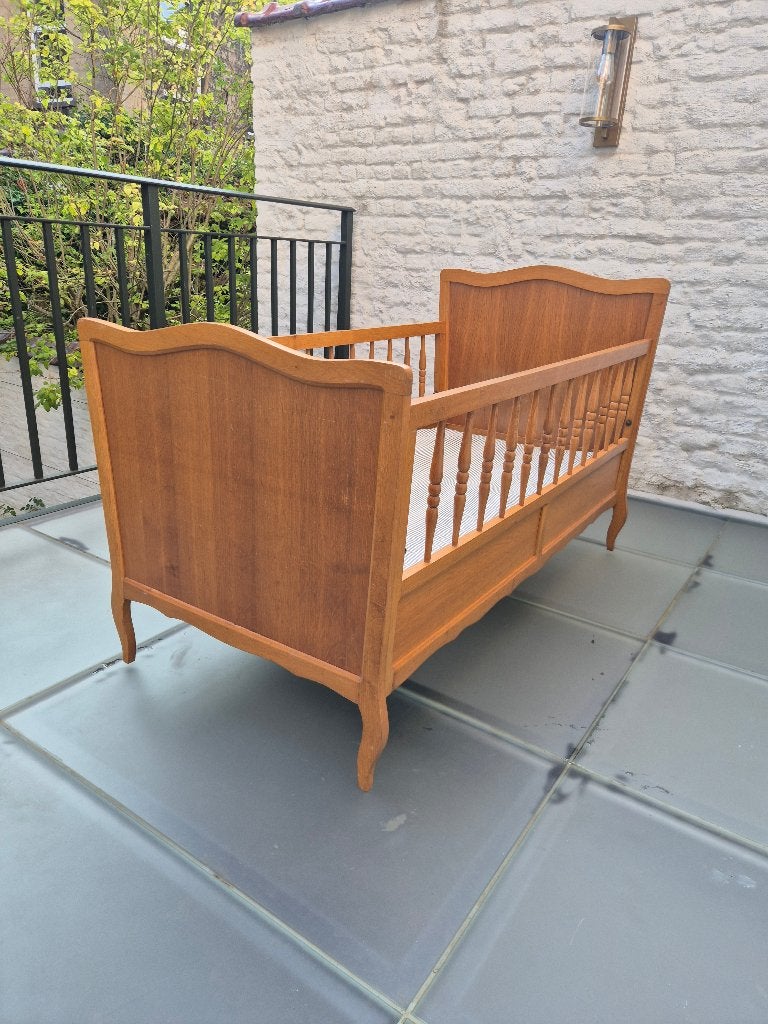 Lit en bois massif pour enfant, 70 à 85 cm, Sommier à lattes, Enlèvement, Utilisé