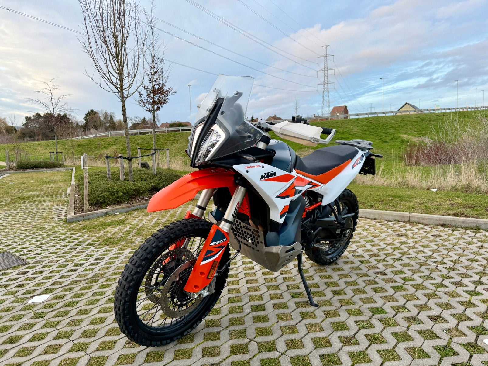 KTM ADVENTURE 890 R * 2025 * GARANTIE * 9.500 km, Motoren, B, Occasion, 890 cc, Motorrijbewijs A
