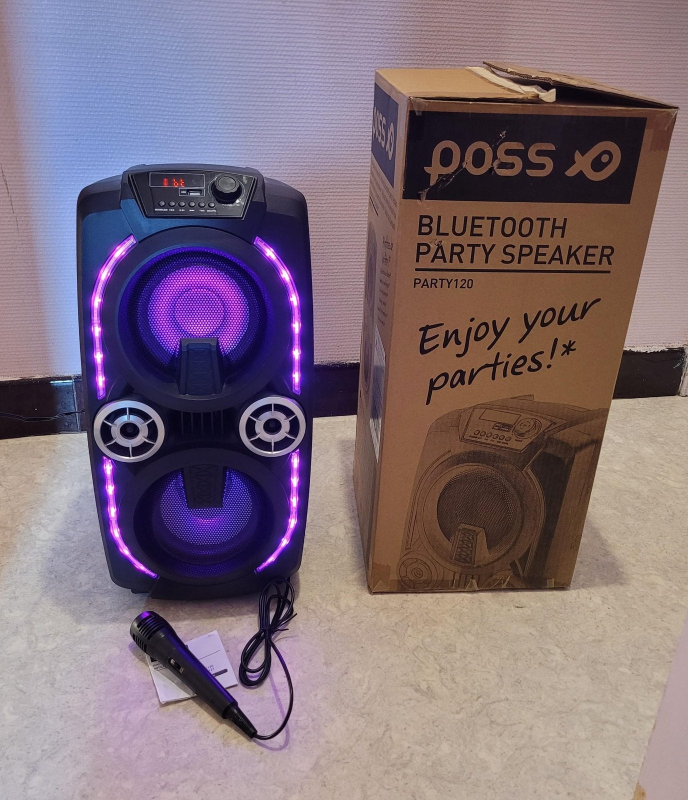 Poss draagbare Bluetooth-luidspreker met microfoon, Ophalen, Overige merken, Inclusief kabels, Zo goed als nieuw