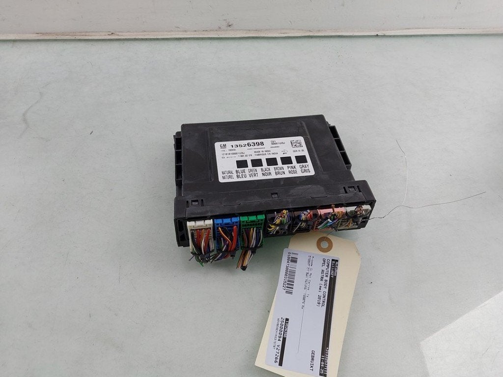COMPUTER BODY CONTROL Opel Astra K (|13526398|13519643|), Gebruikt, Opel