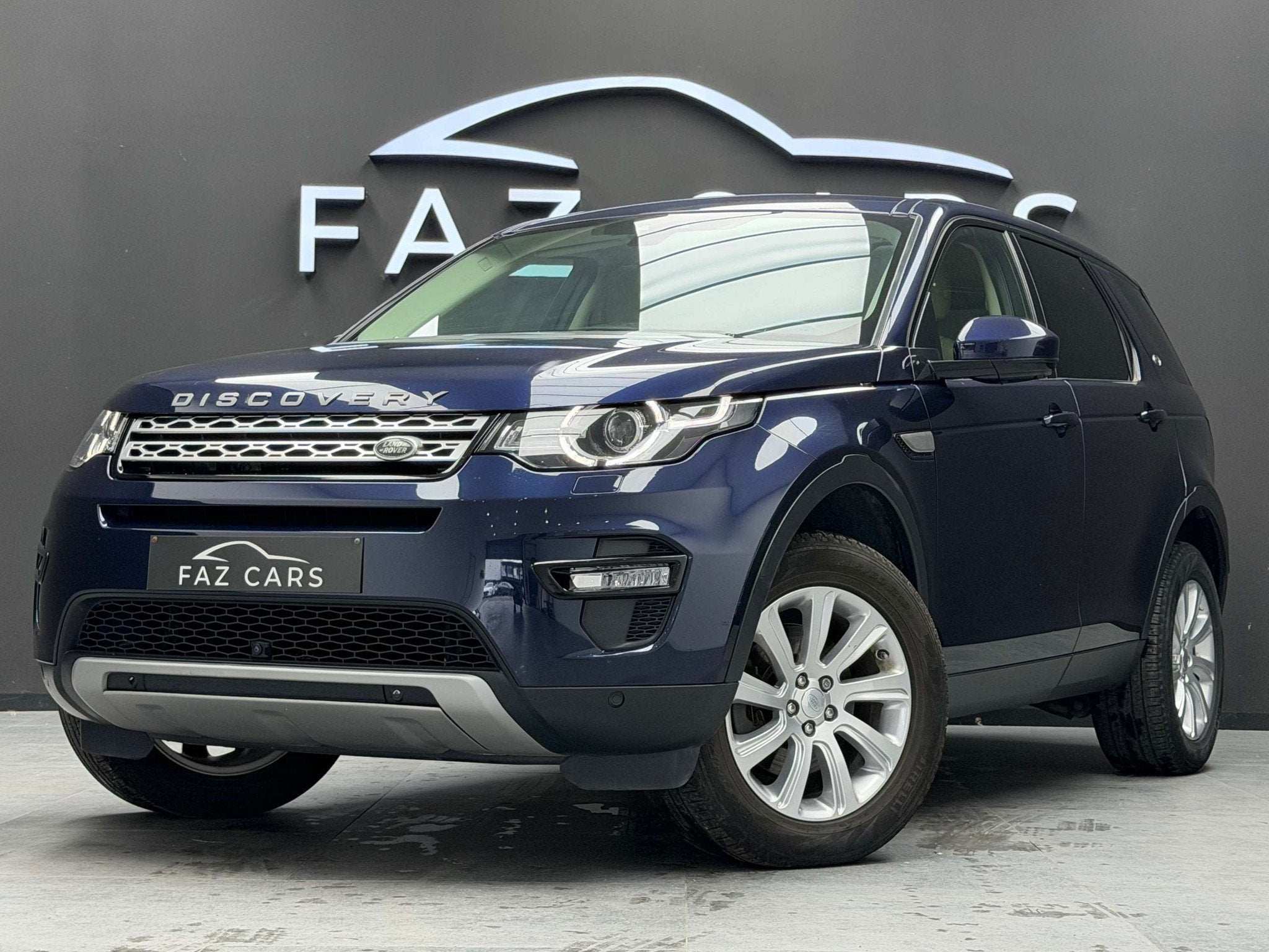 Land Rover Discovery Sport 2.0 TD4 * 1ER PROP + AUTO + GARAN, Automaat, 4 cilinders, Discovery Sport, Leder